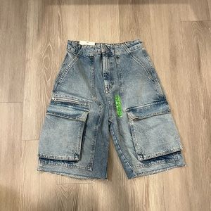 Zara Bermuda Cargo Short